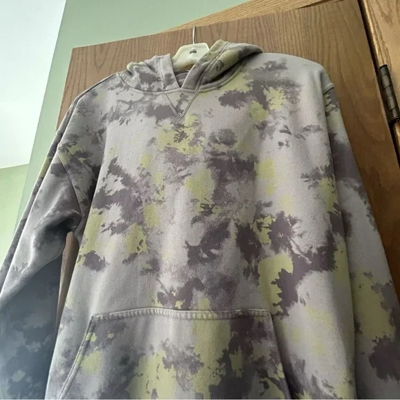 lululemon athletica Gray and Yellow Tie-Dye Hoodie - Picture 2 of 9